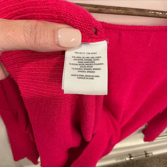 Anthropologie pretty bright pink crew Neck Sweater - Picture 2 of 6